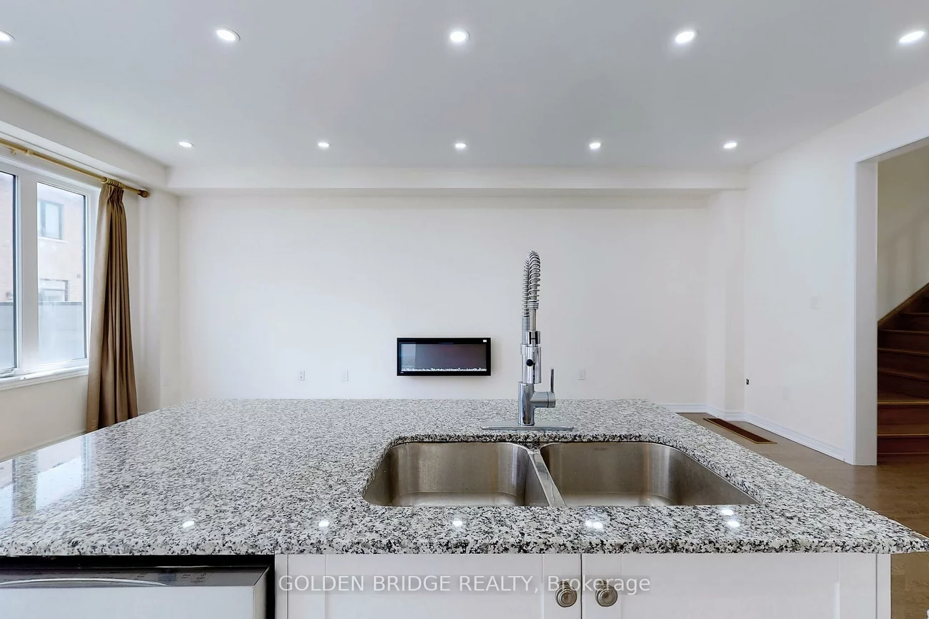11, Boiton, Rural Richmond Hill, Richmond Hill