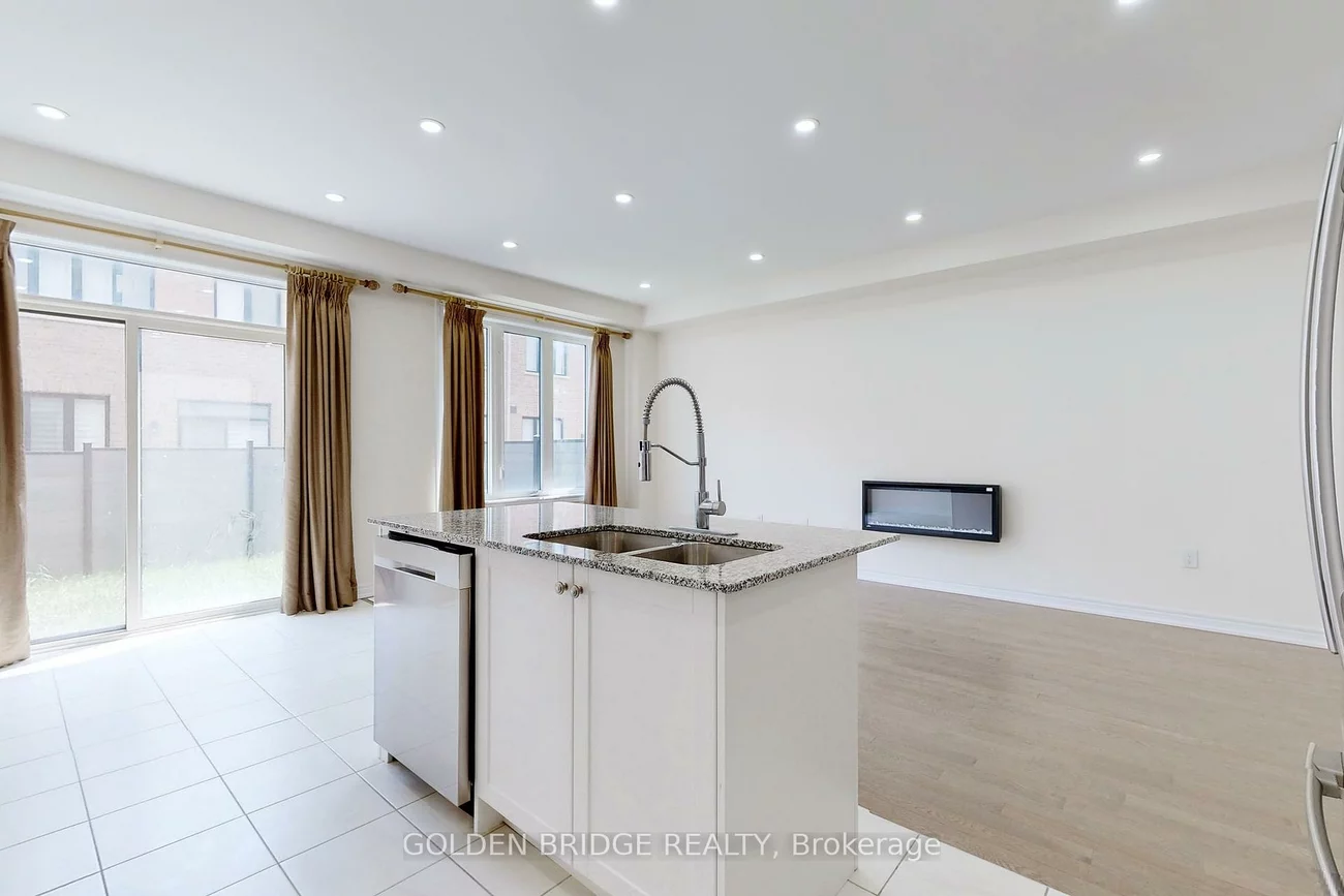 11, Boiton, Rural Richmond Hill, Richmond Hill