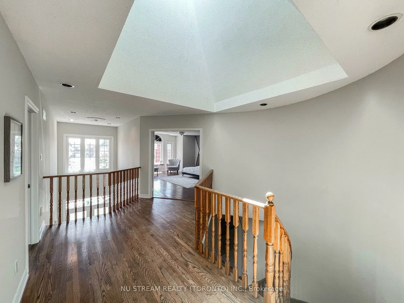 28, Sheila, Doncrest, Richmond Hill