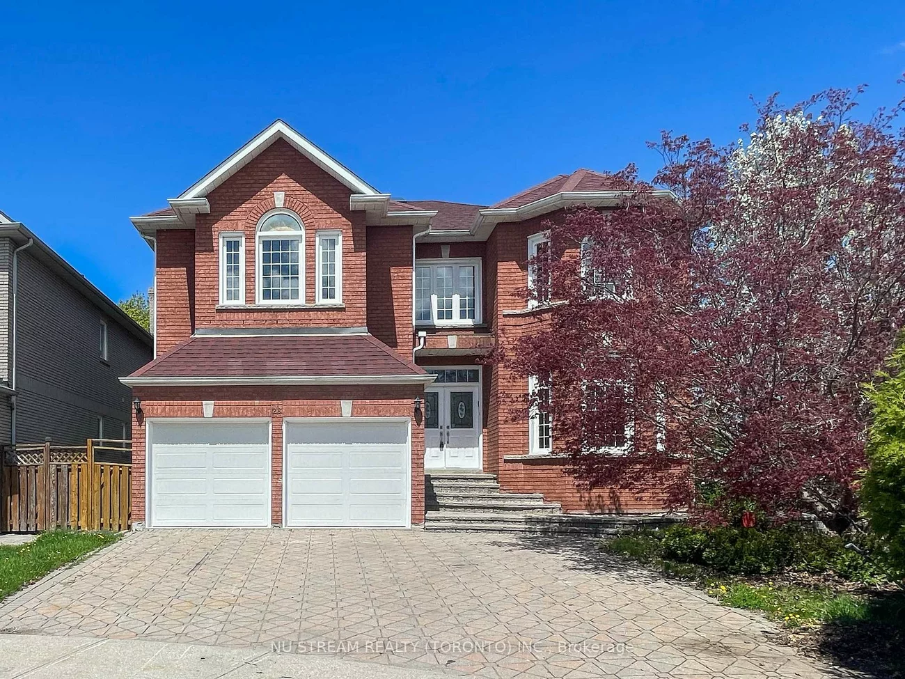 28, Sheila, Doncrest, Richmond Hill