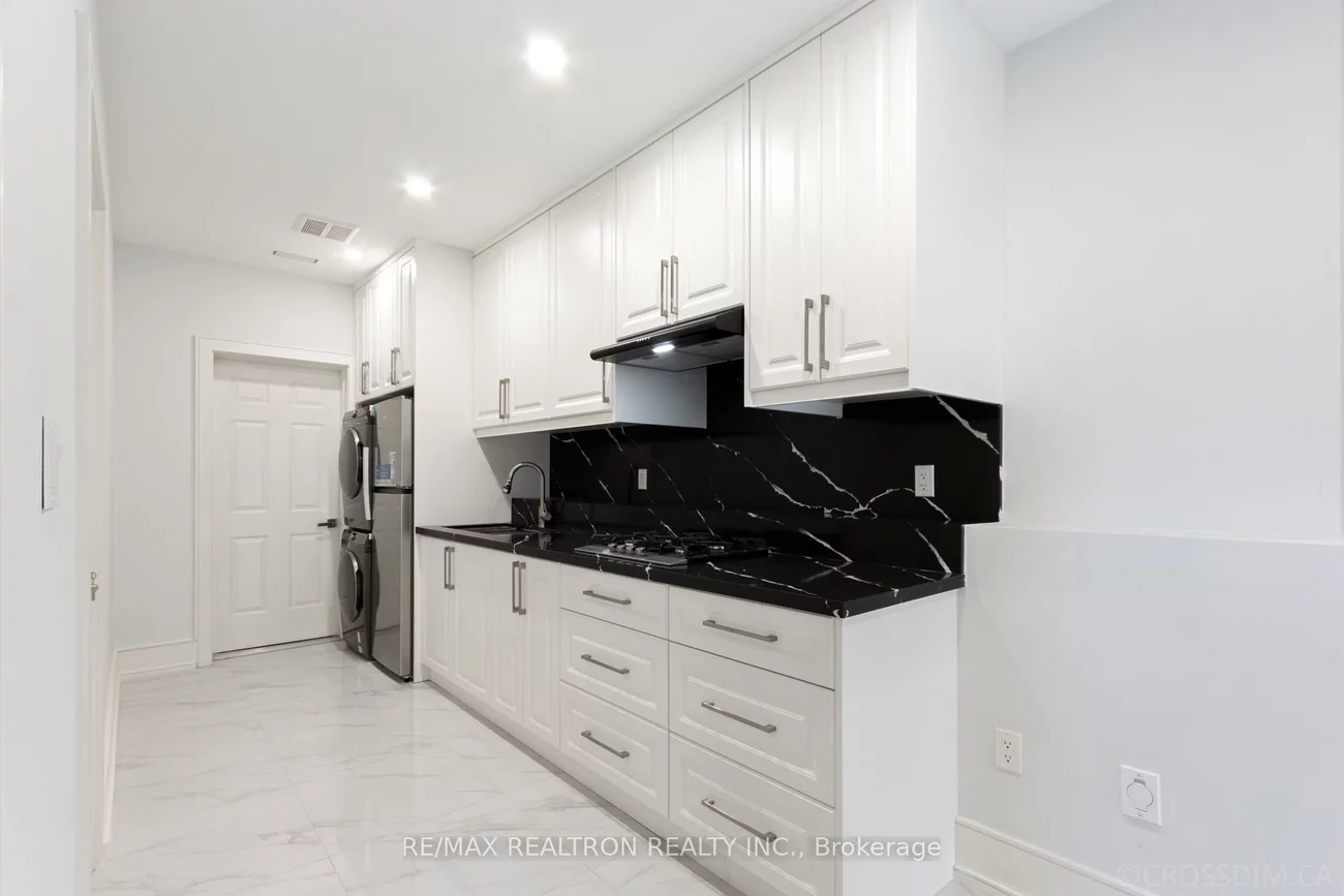 256, Lennox, Harding, Richmond Hill
