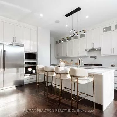 256, Lennox, Harding, Richmond Hill