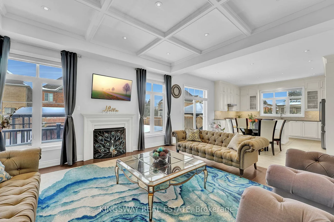 70, Bond, Oak Ridges, Richmond Hill