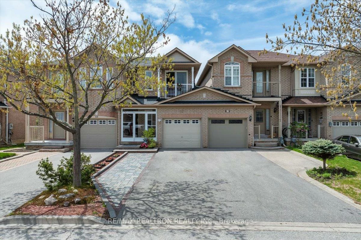63, Carousel, Oak Ridges Lake Wilcox, Richmond Hill