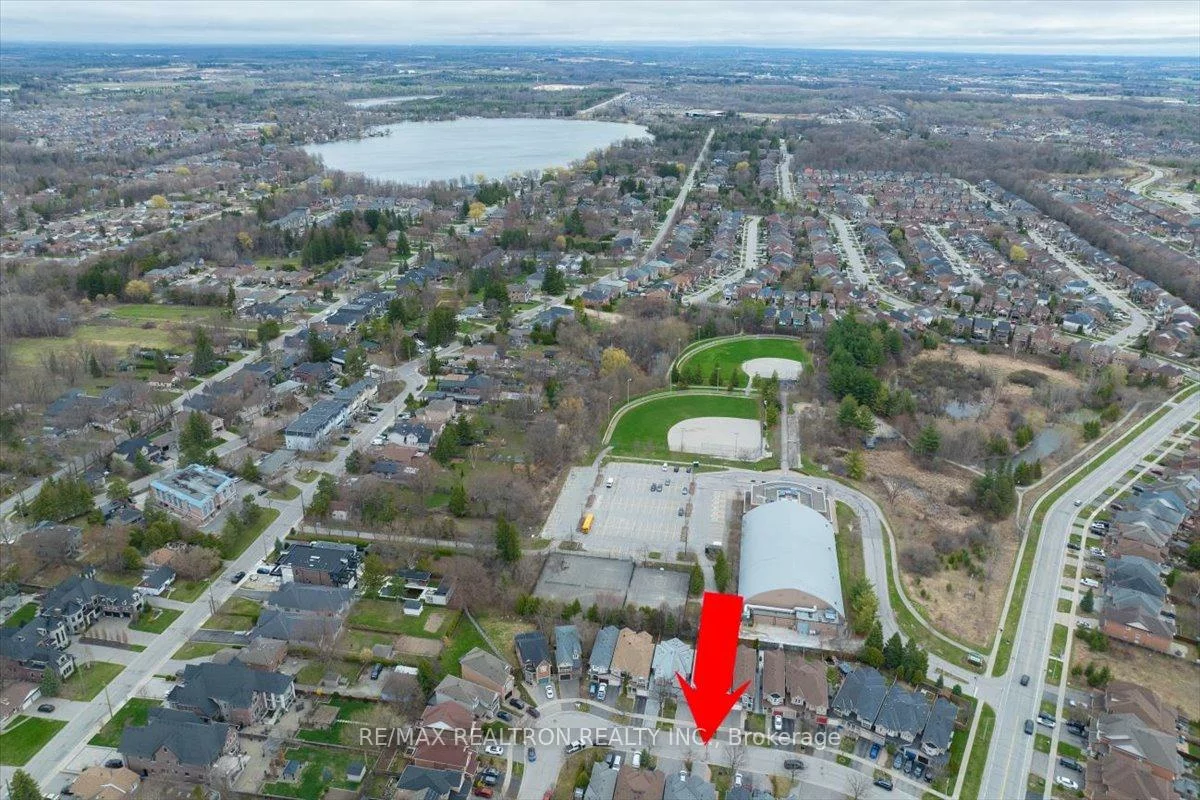63, Carousel, Oak Ridges Lake Wilcox, Richmond Hill