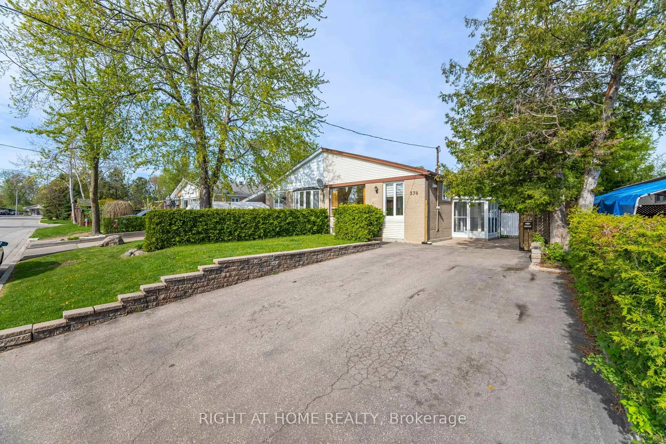 374, Browndale, Crosby, Richmond Hill