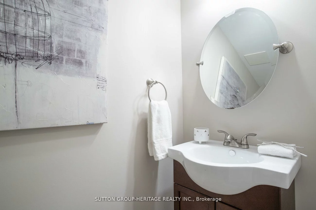 26, Greenbelt, North Richvale, Richmond Hill