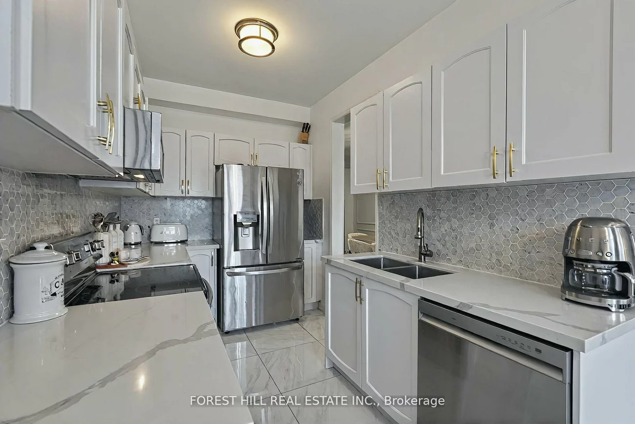 7, London Pride, Jefferson, Richmond Hill
