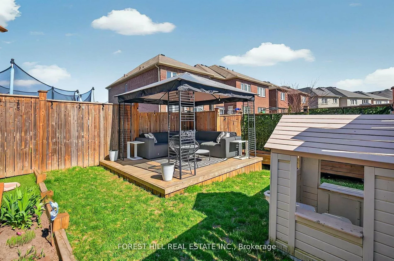 7, London Pride, Jefferson, Richmond Hill