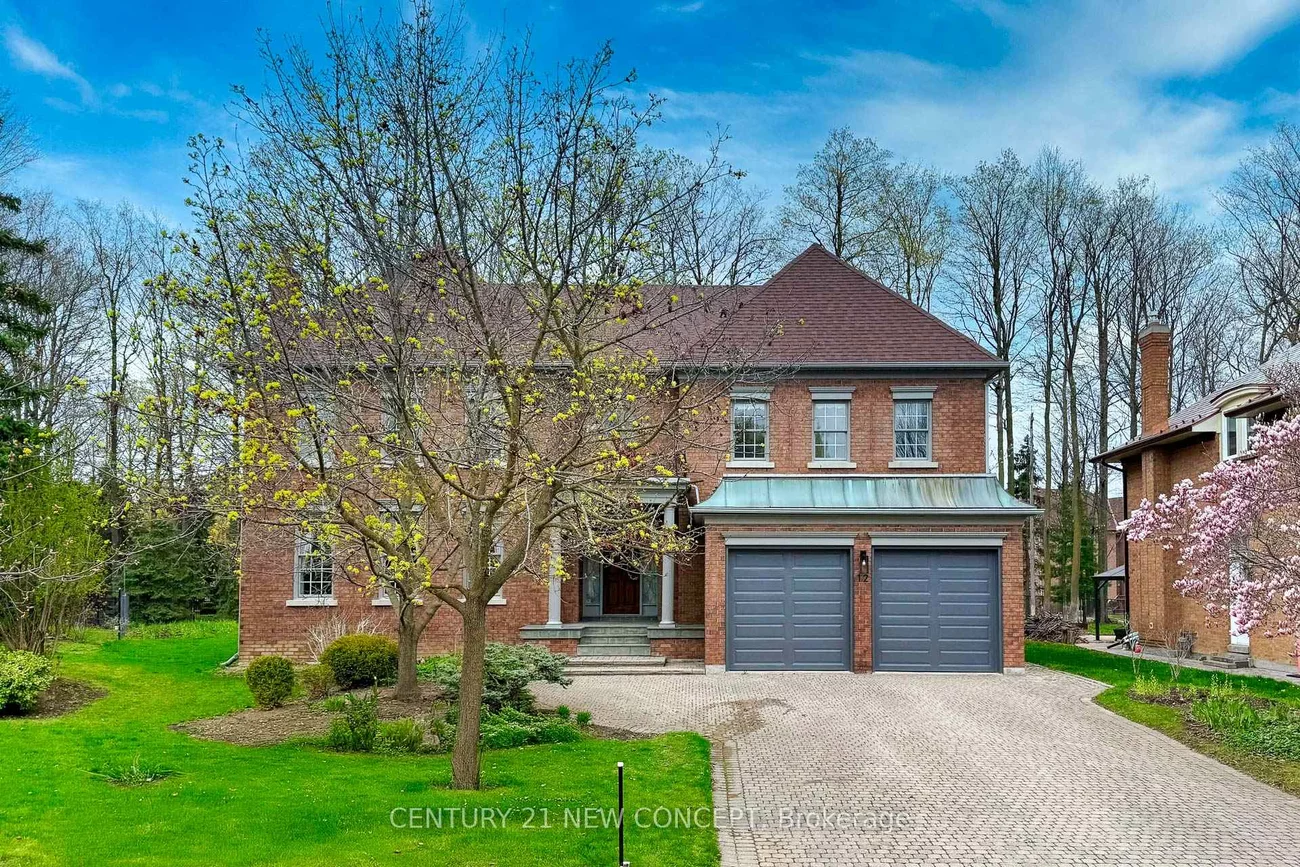 12, Chaplin, Bayview Hill, Richmond Hill