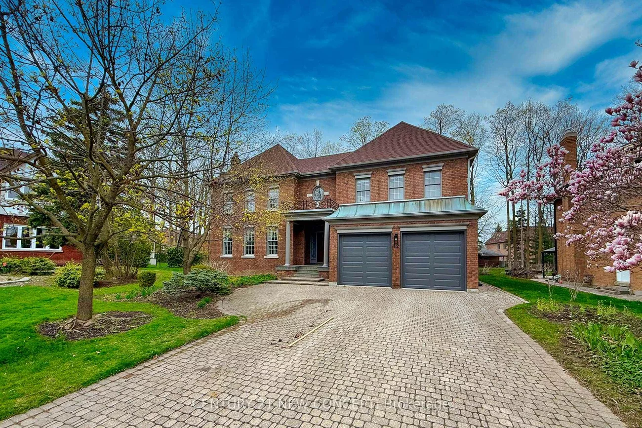12, Chaplin, Bayview Hill, Richmond Hill