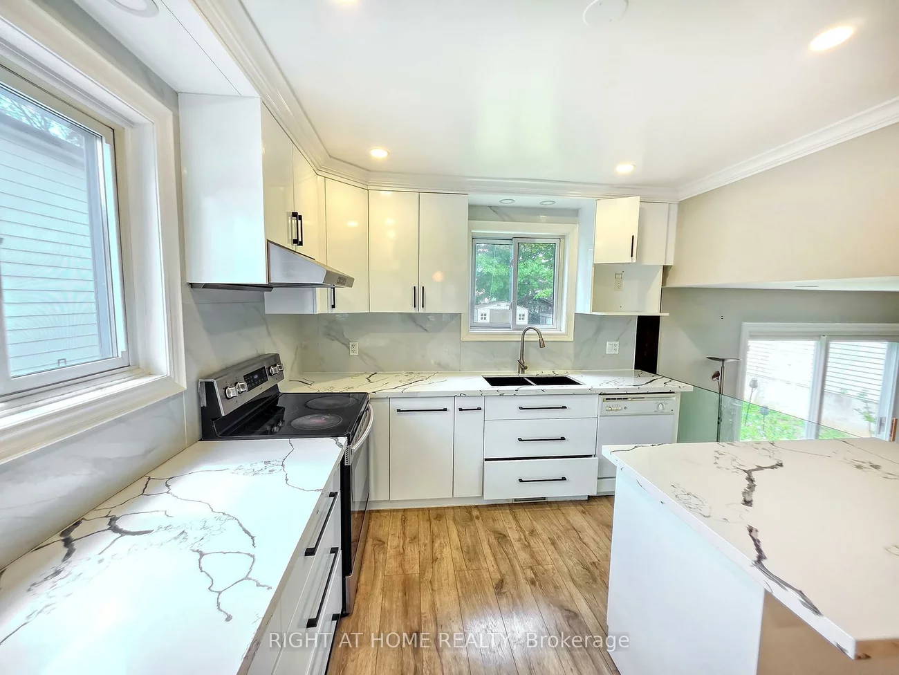 164, Springhead, North Richvale, Richmond Hill