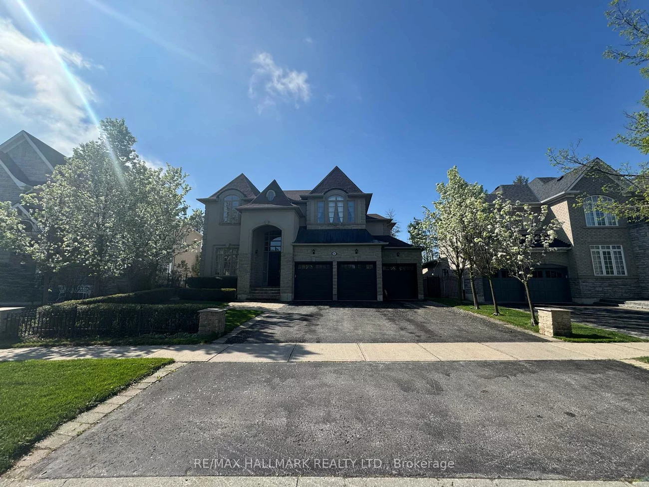 383, Paradelle, Oak Ridges Lake Wilcox, Richmond Hill