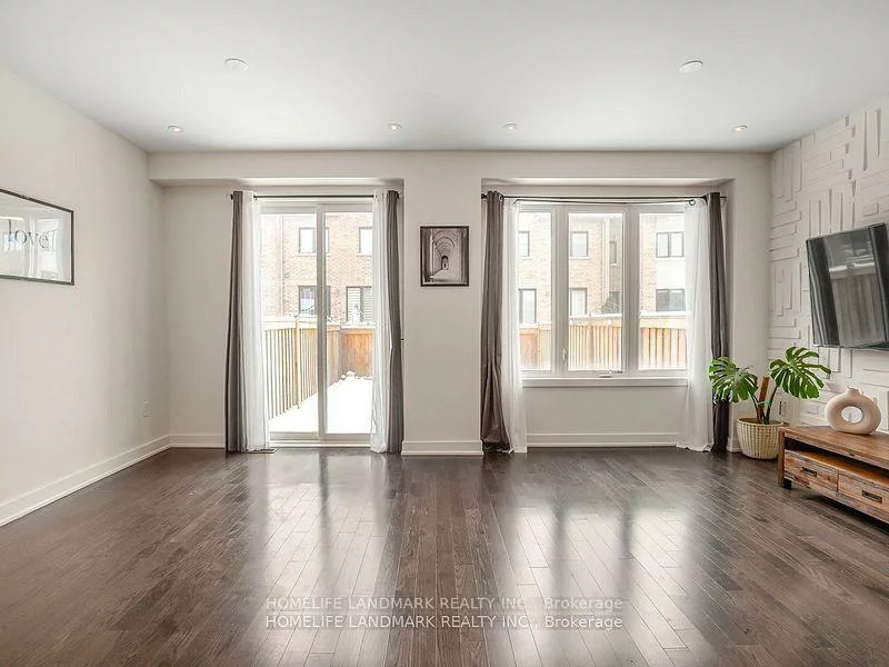 34, Denarius, Oak Ridges Lake Wilcox, Richmond Hill