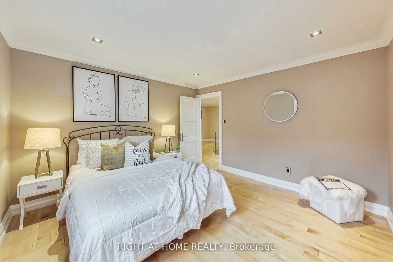 19, Cantex, Devonsleigh, Richmond Hill