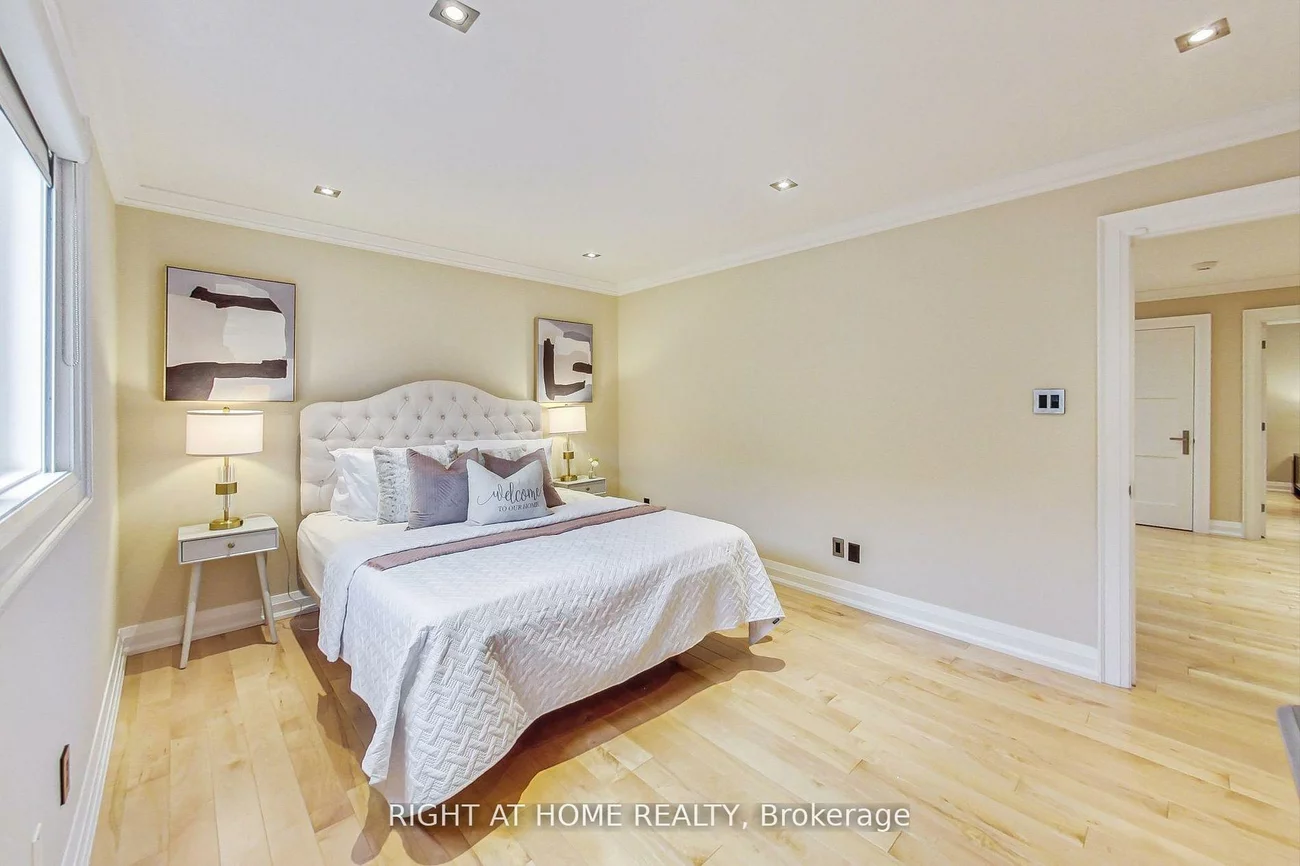 19, Cantex, Devonsleigh, Richmond Hill