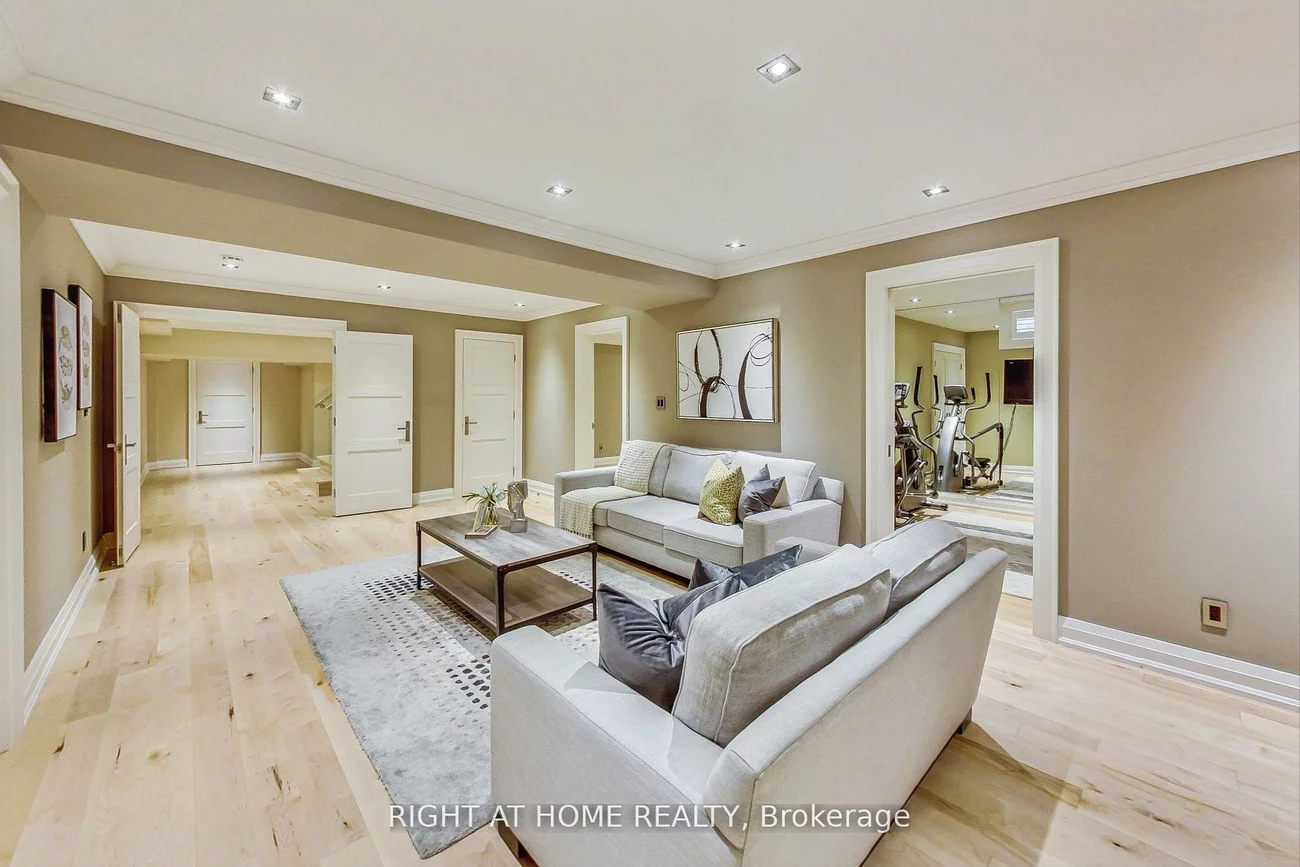 19, Cantex, Devonsleigh, Richmond Hill