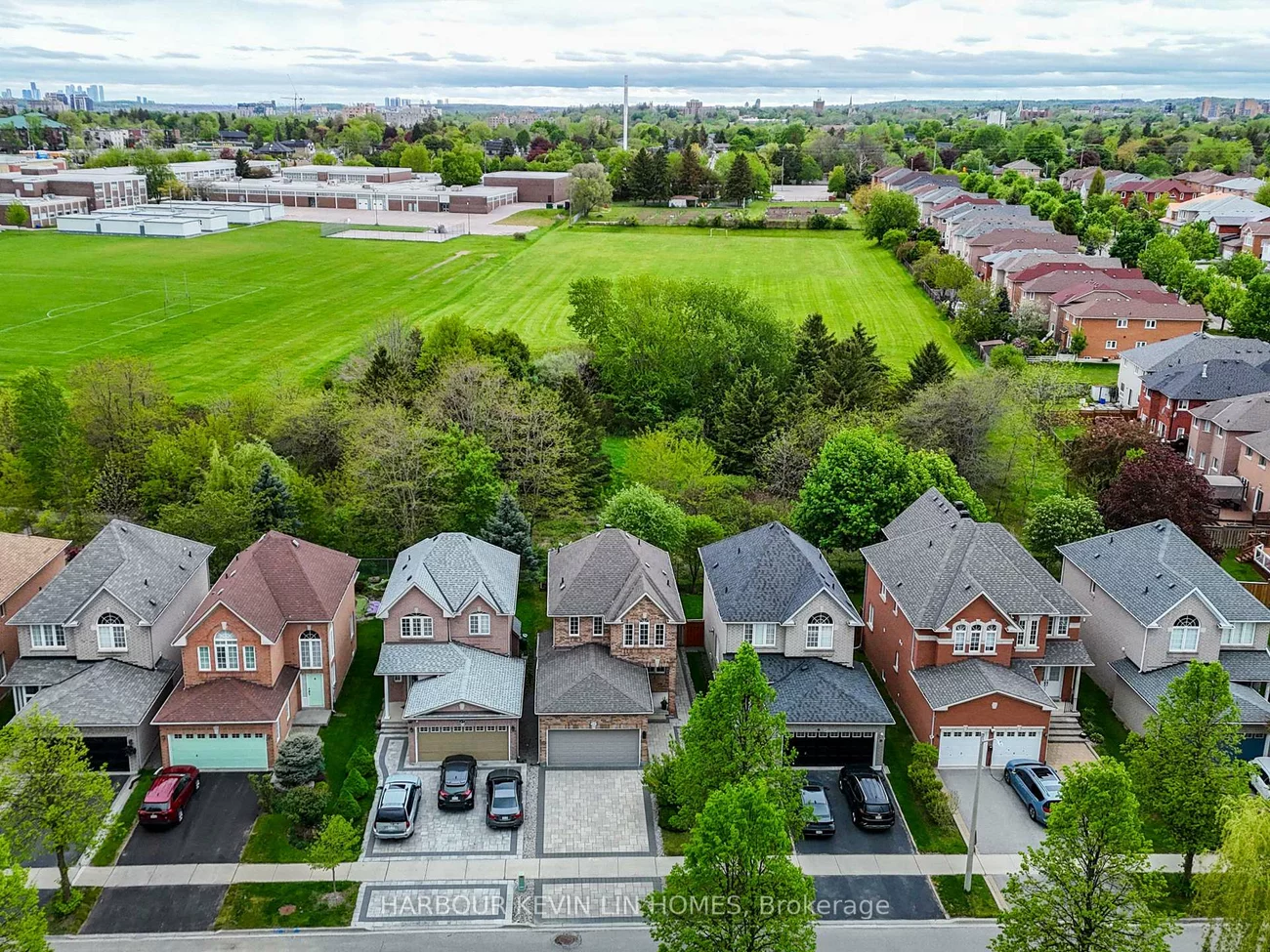 15, Rushingbrook, Rouge Woods, Richmond Hill
