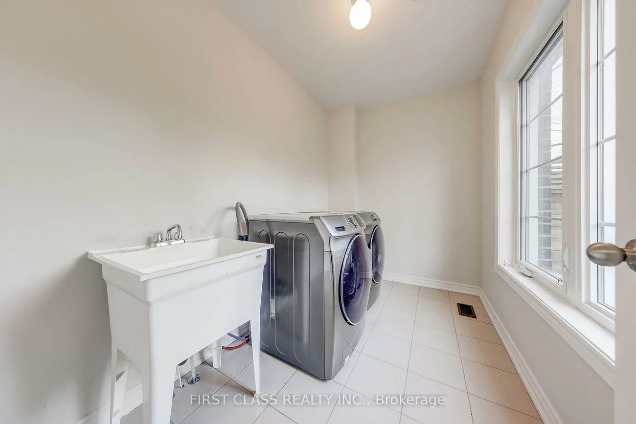 8, Deep River, Westbrook, Richmond Hill