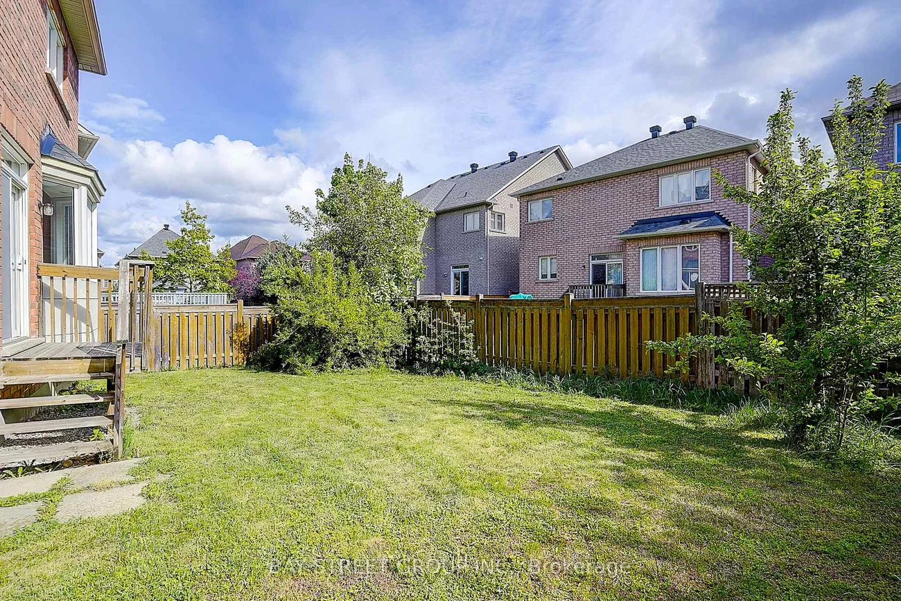 36, Shell, Rouge Woods, Richmond Hill