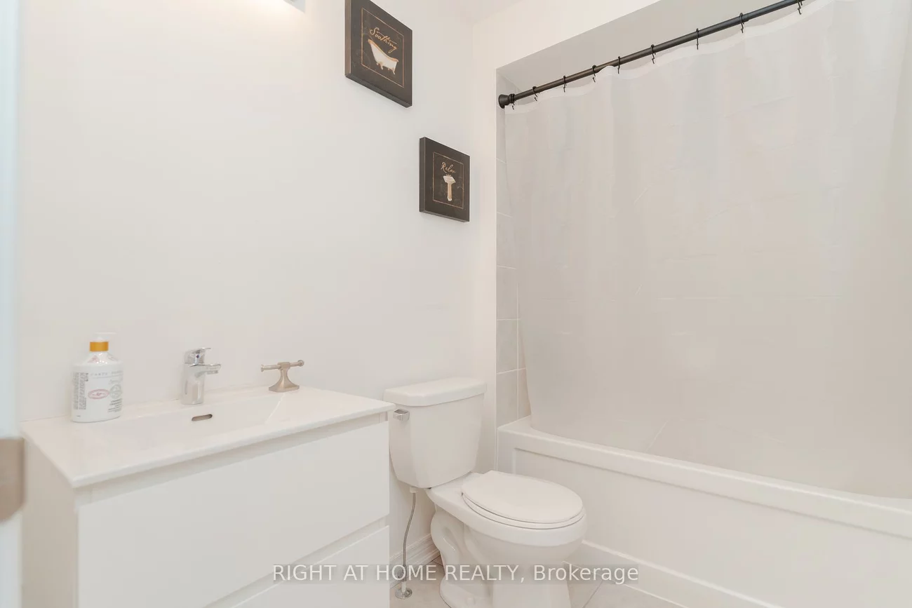 12, Globemaster, Oak Ridges, Richmond Hill
