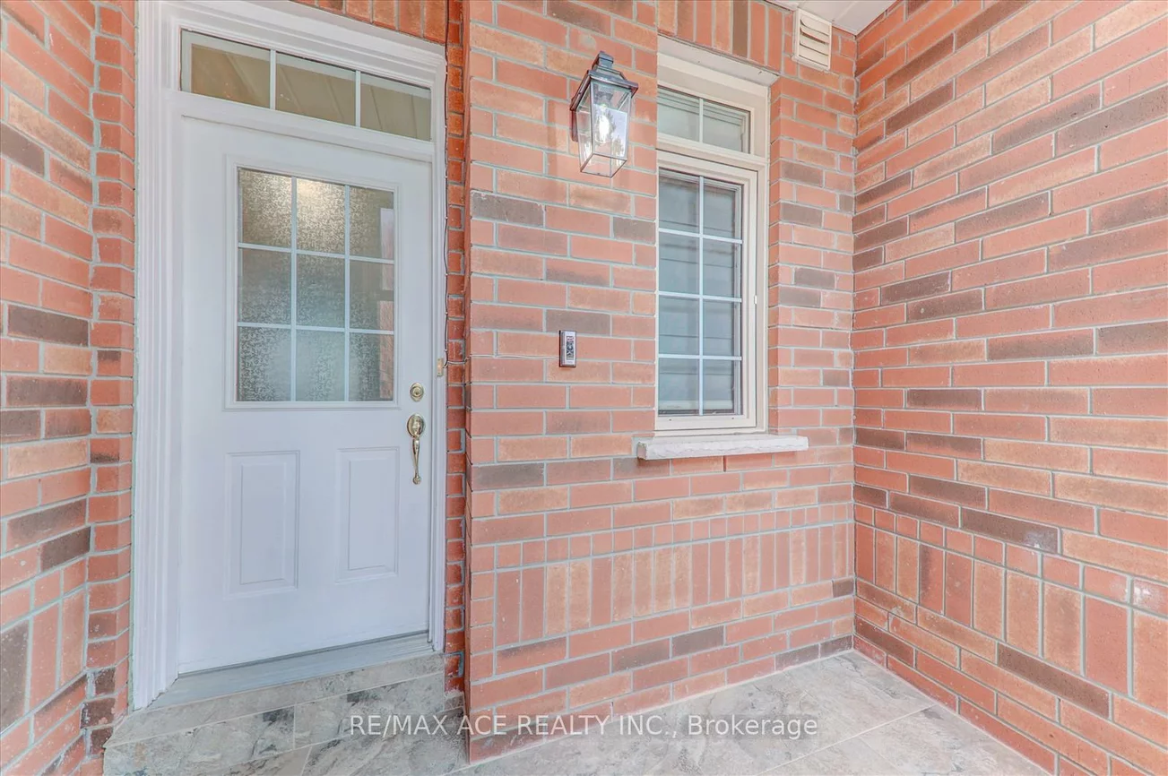 95, Angelica, Rouge Woods, Richmond Hill