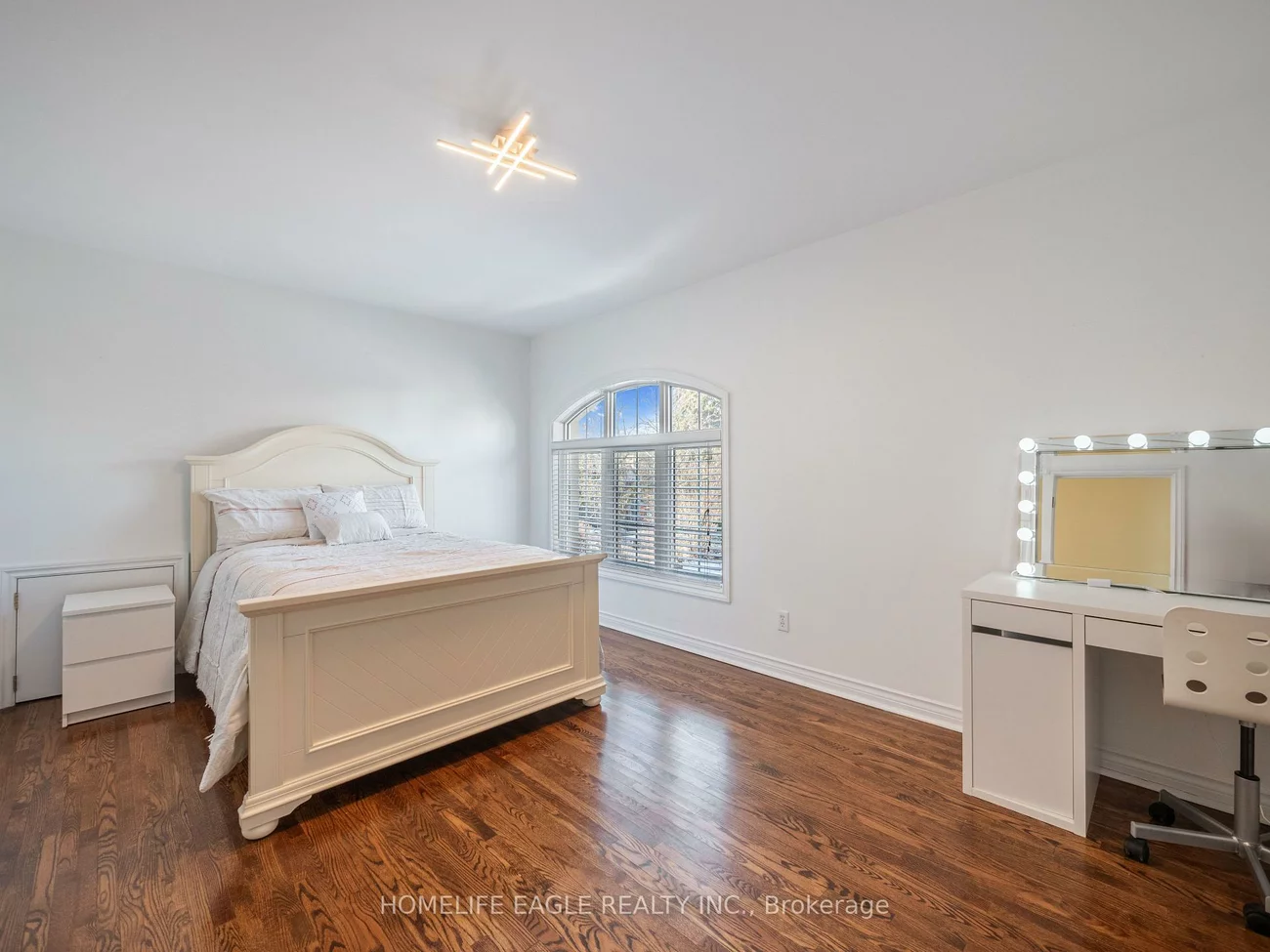 11, Knollside, Mill Pond, Richmond Hill