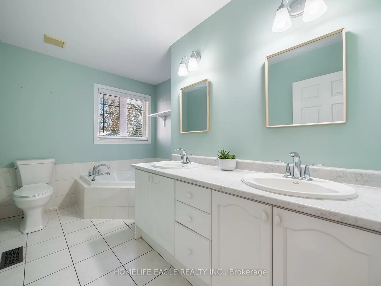 11, Knollside, Mill Pond, Richmond Hill