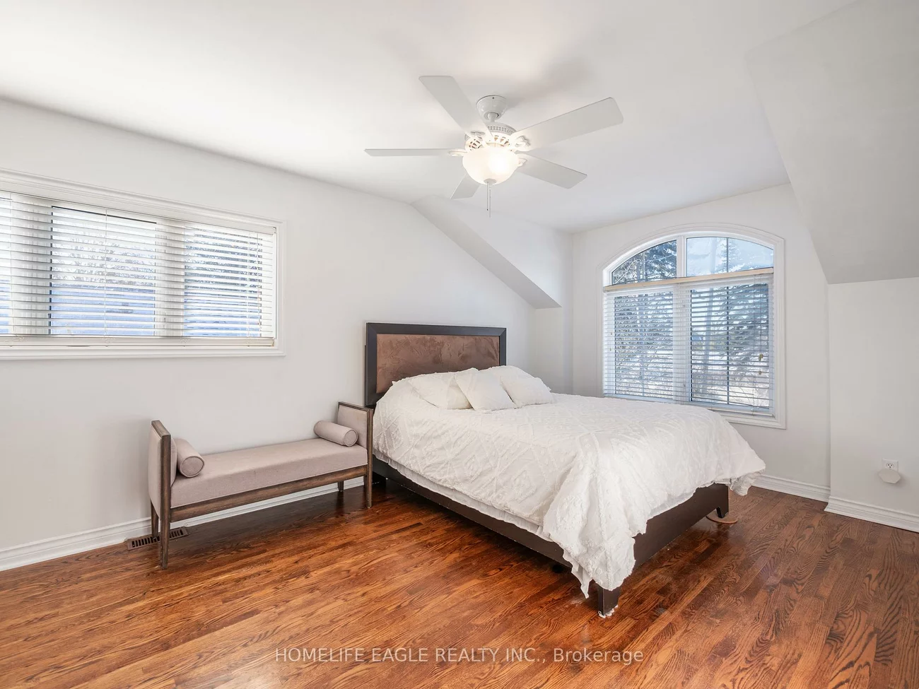 11, Knollside, Mill Pond, Richmond Hill