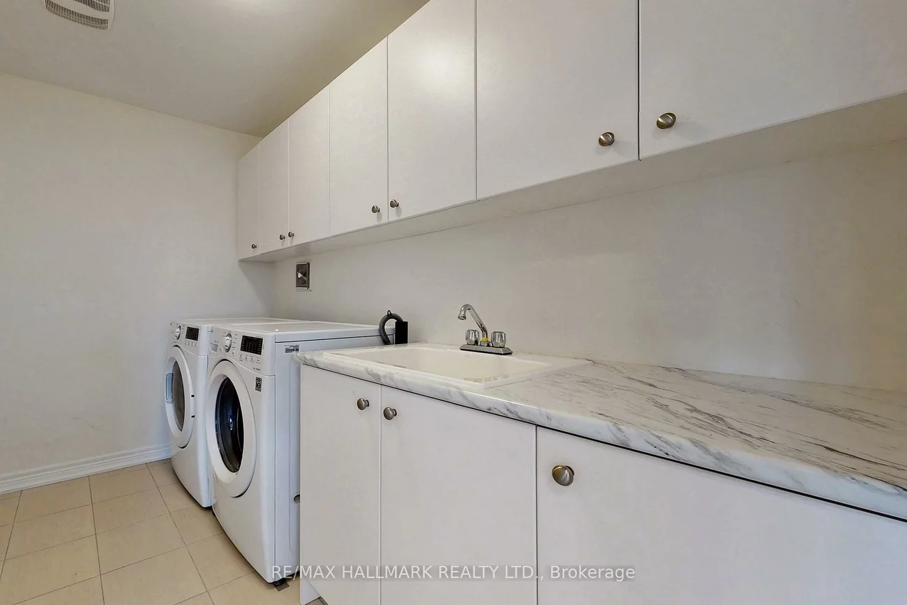 1, Bellflower, Oak Ridges Lake Wilcox, Richmond Hill