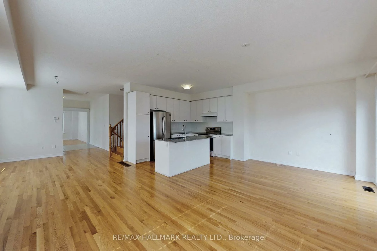 1, Bellflower, Oak Ridges Lake Wilcox, Richmond Hill
