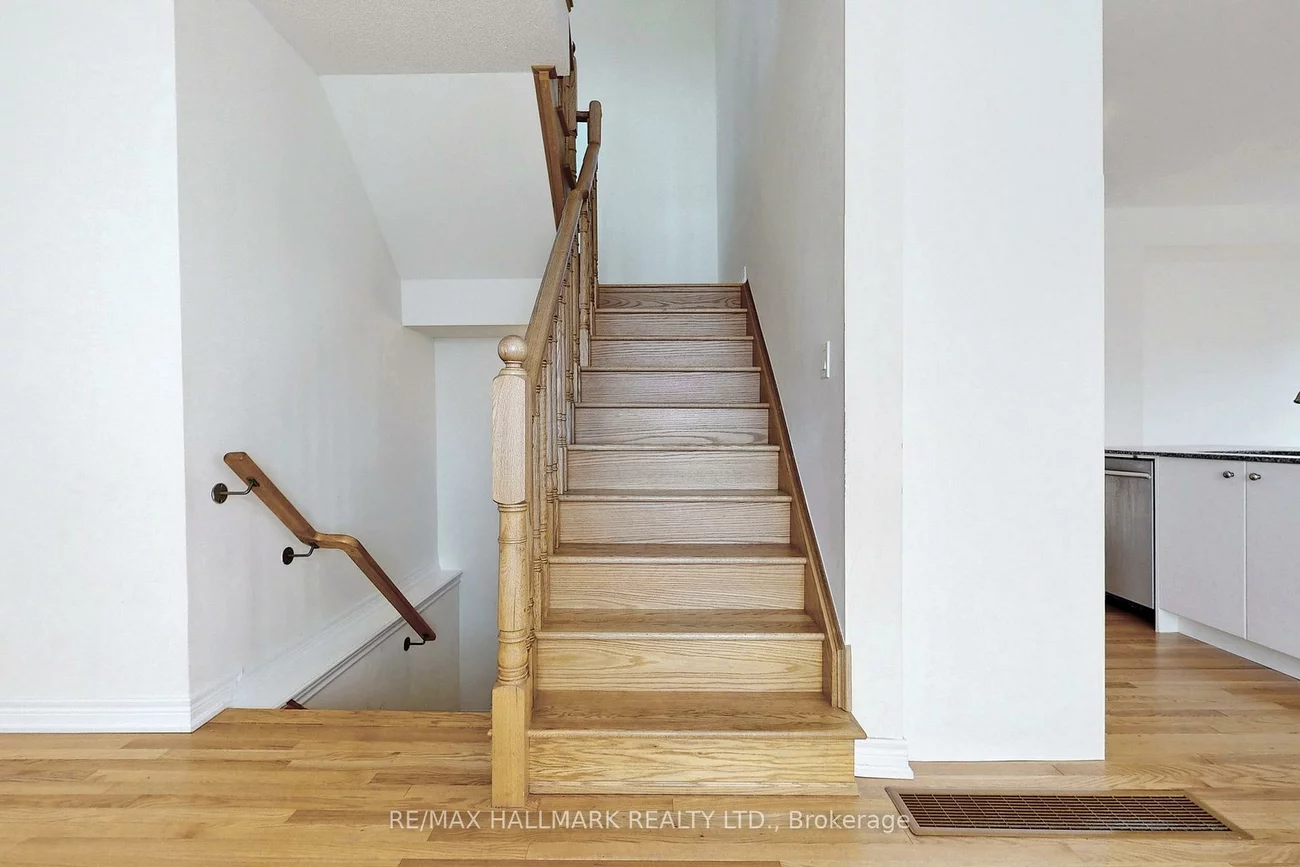 1, Bellflower, Oak Ridges Lake Wilcox, Richmond Hill
