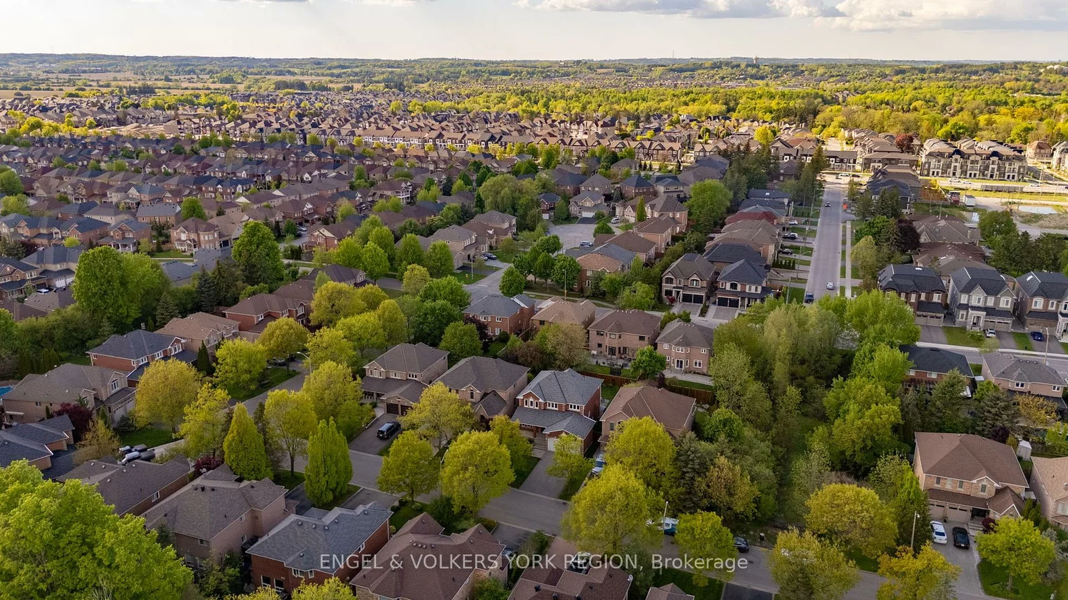 24, Timber Valley Ave, Oak Ridges, Richmond Hill