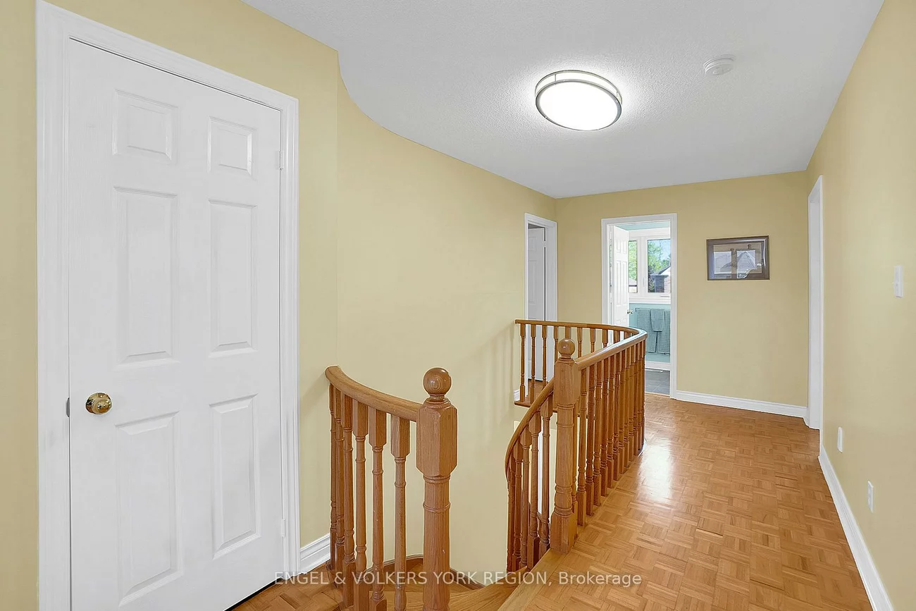 24, Timber Valley Ave, Oak Ridges, Richmond Hill