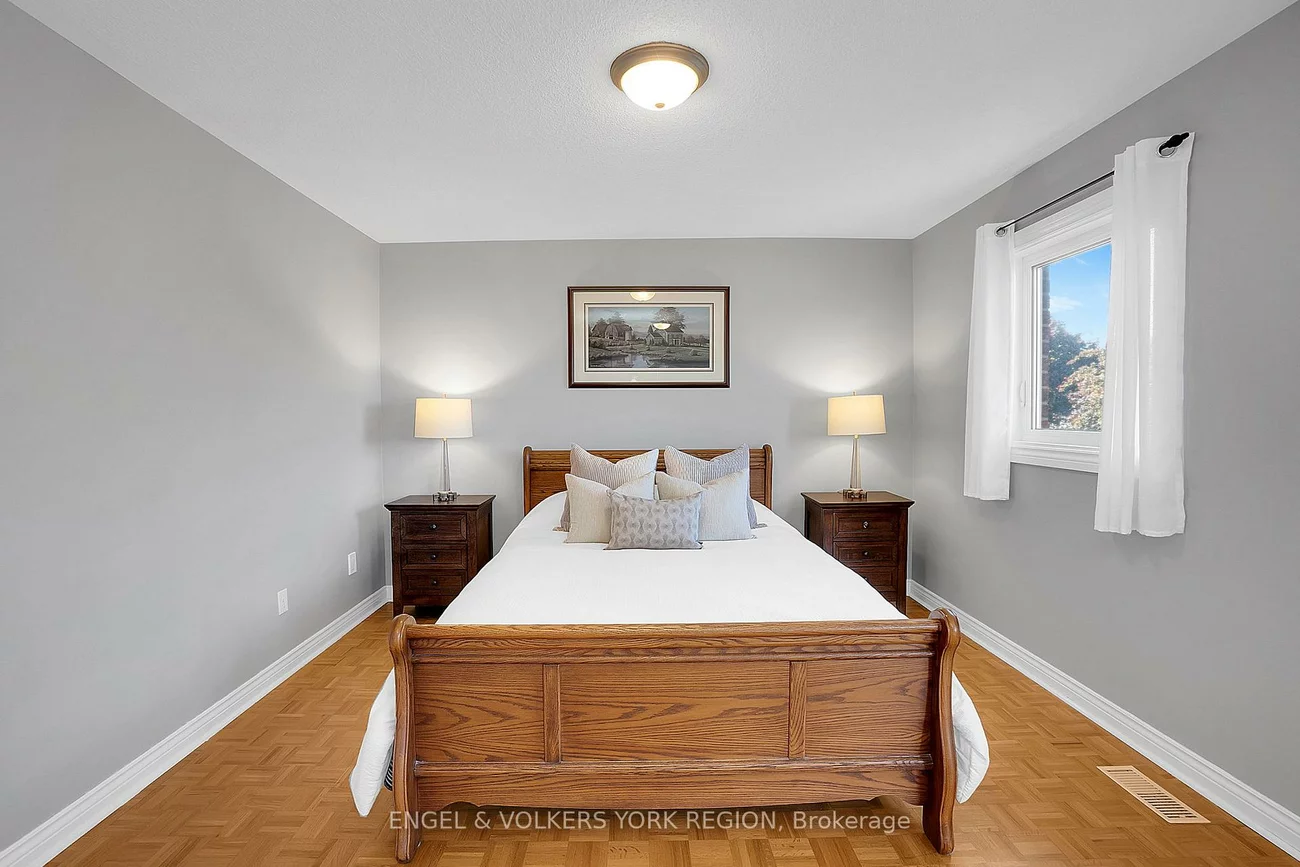 24, Timber Valley Ave, Oak Ridges, Richmond Hill