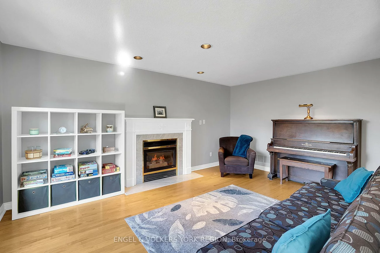 24, Timber Valley Ave, Oak Ridges, Richmond Hill