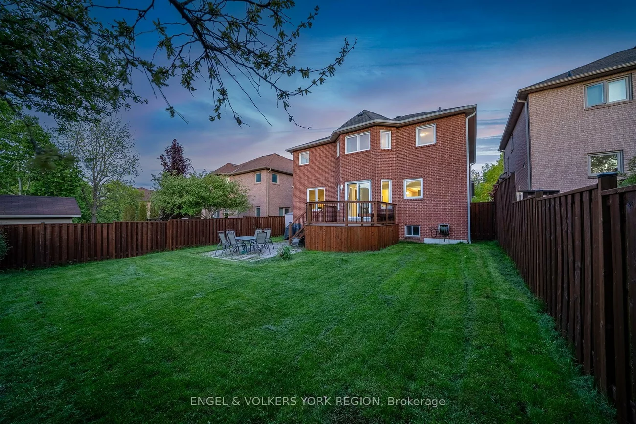 24, Timber Valley Ave, Oak Ridges, Richmond Hill