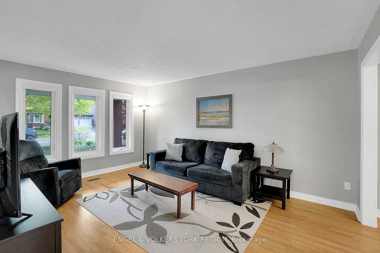 24, Timber Valley Ave, Oak Ridges, Richmond Hill