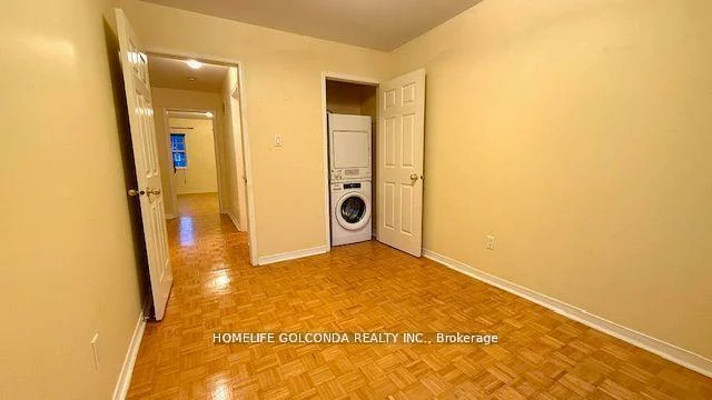 82, Ellesmere, Langstaff, Richmond Hill