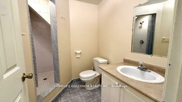 82, Ellesmere, Langstaff, Richmond Hill