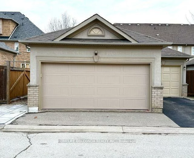 82, Ellesmere, Langstaff, Richmond Hill