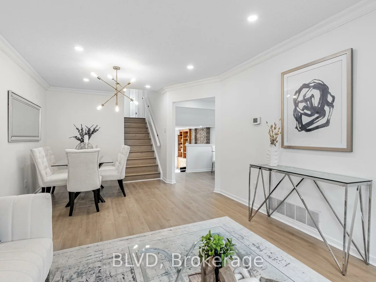 33, Law, North Richvale, Richmond Hill
