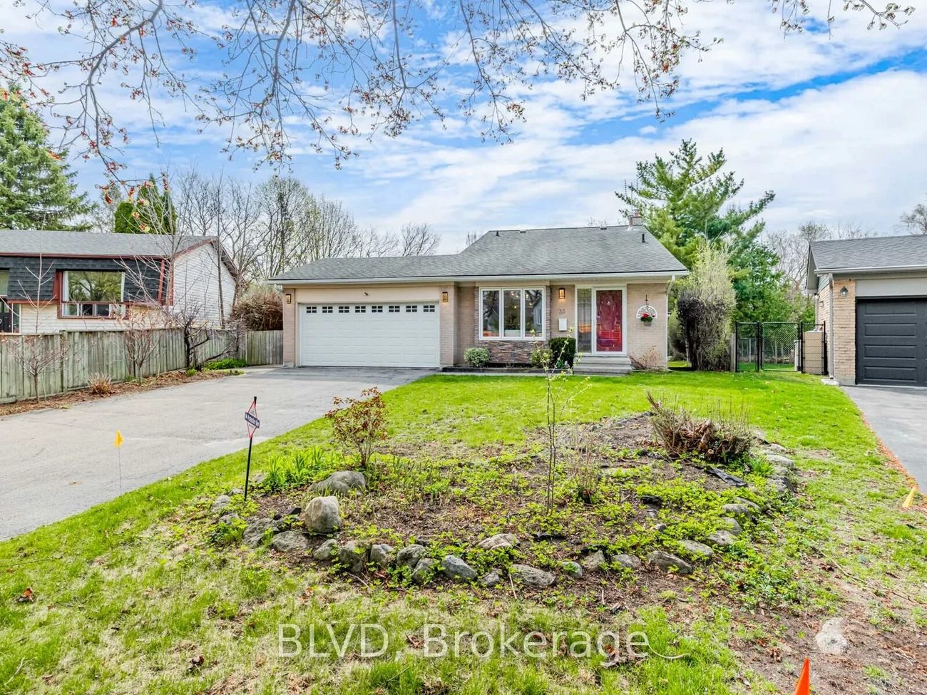 33, Law, North Richvale, Richmond Hill