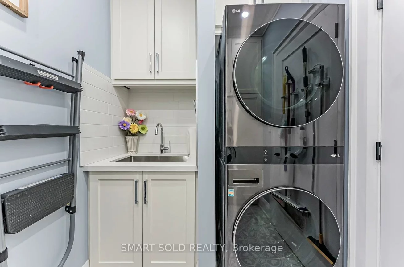 65, Melbourne, Rouge Woods, Richmond Hill