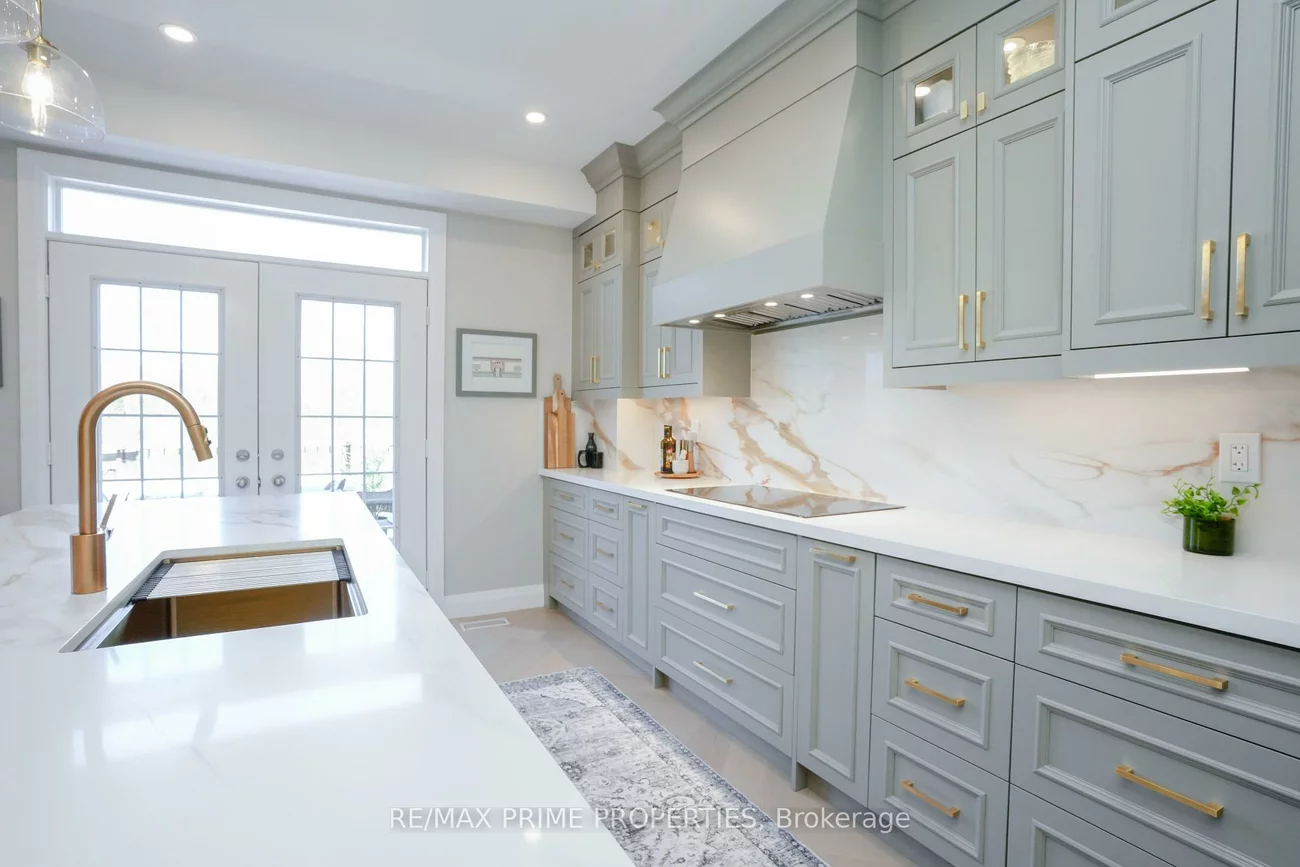 54, Vitlor, Oak Ridges, Richmond Hill