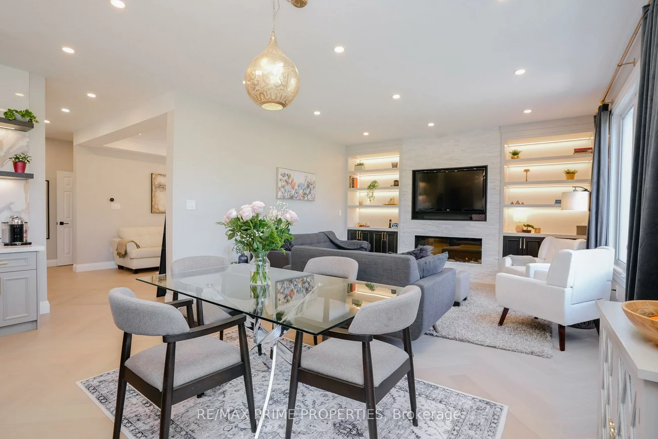 54, Vitlor, Oak Ridges, Richmond Hill