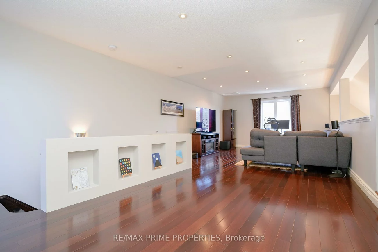 54, Vitlor, Oak Ridges, Richmond Hill