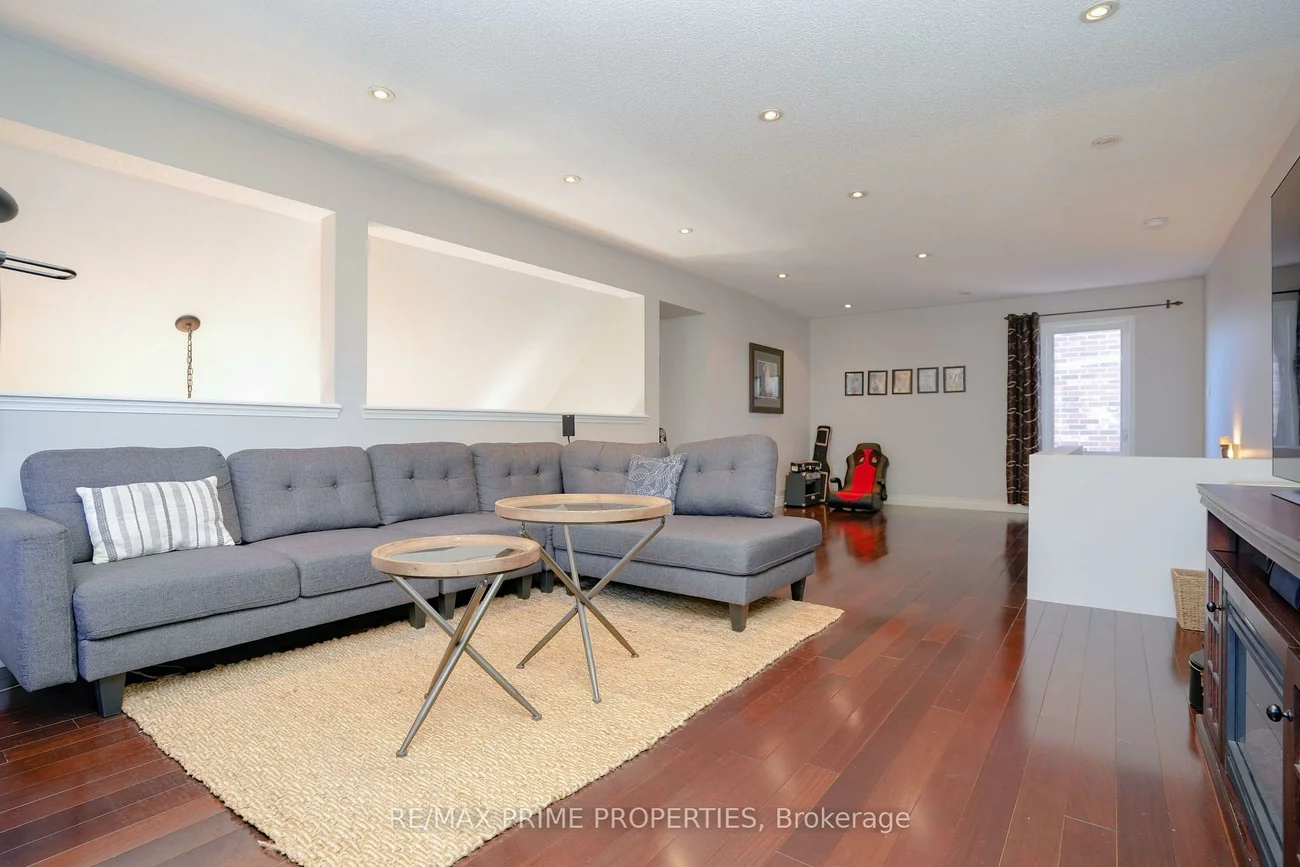 54, Vitlor, Oak Ridges, Richmond Hill