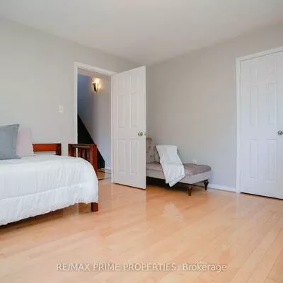 54, Vitlor, Oak Ridges, Richmond Hill