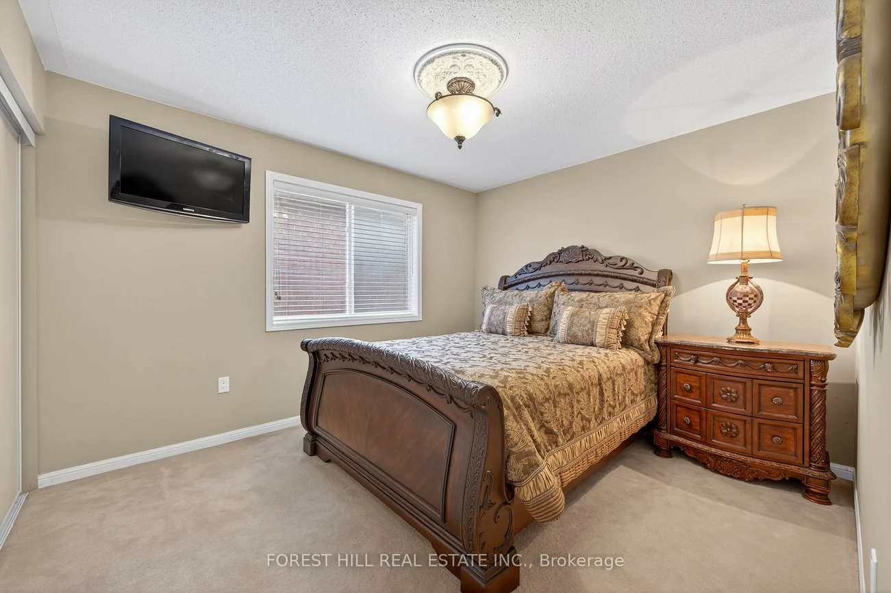 166, Worthington, Oak Ridges Lake Wilcox, Richmond Hill